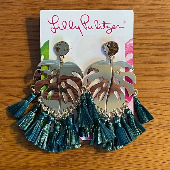 Lilly Pulitzer Frond of You Earrings - Picture 1 of 4